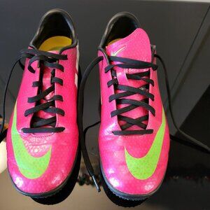Nike Mercurial Victory Indoor/TF Soccer Shoes Pink/Green